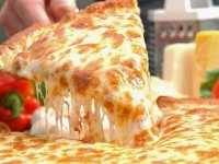 طريقة عمل البيتزا بالجبنة