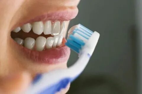 أفضل معجون أسنان بعد التبييض بالليزر