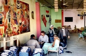 رئيس مدينة الأقصر يصادر 20 نرجيلة خلال حملة على المقاهي بحي المطار