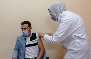 نائب «حميات إمبابة»: غير الحاصلين على اللقاح أكثر عرضة للإصابة بـ«أوميكرون»