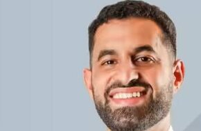 طبيب مصرى يفوز بشخصية العام فئة الشباب بأستراليا تقديرا لجهوده فى علاج المهمشين - اليوم السابع