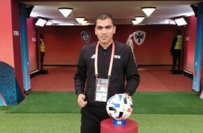 اتحاد الكرة يهنئ محمود أبو الرجال بعد إختياره حكماً مساعدًا في مونديال قطر 2022 - اليوم السابع