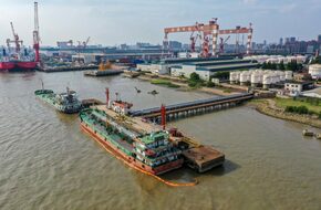 الشحن النهري الصيني يرتفع إلى 4.2%