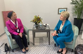 وزيرة البيئة تدعو أستراليا للتعاون في مبادرات قمة المناخ COP27 في شرم الشيخ
