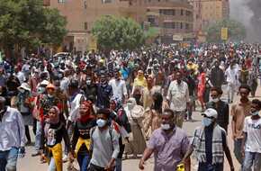 السودان.. الشارع يواصل التصعيد والمجتمع الدولي يستنكر قتل المحتجين 