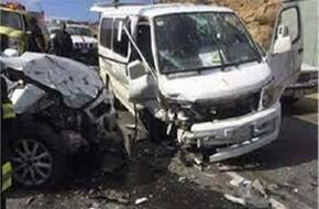 إصابة 11 شخص في تصادم سيارتين ميكروباص ونقل في أسيوط 