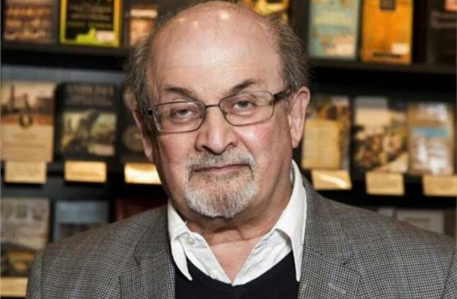 ماكرون يعلن تضامنه مع سلمان رشدي: «نقف بجانبه أكثر من أي وقت مضى»