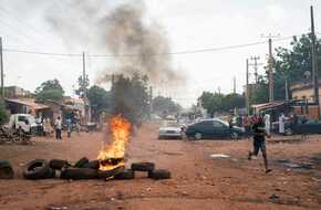 متظاهرون في مالي يطالبون بتسريع خروج القوات الفرنسية من البلاد | المصري اليوم