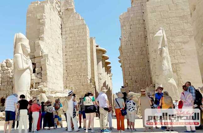 «الأقصر بلدنا بلد سياح» | المصري اليوم