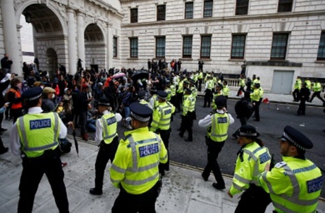 هجوم يستهدف وزير الصحة البريطاني السابق في مترو أنفاق لندن