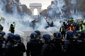 عاجل.. وزير الداخلية الفرنسي: أكثر من ألف شرطي أصيبوا خلال الاحتجاجات | العاصمة نيوز