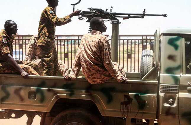 الجيش السوداني: صادرنا أسلحة مهربة قادمة من دولة أجنبية