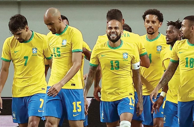 البرازيل تتعادل مع إسبانيا 3-3 وديًا في قمة مثيرة | كورابيا