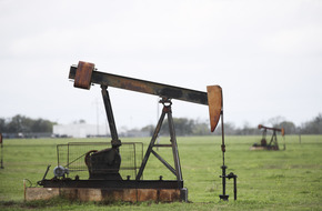 انخفاض أسعار النفط لليوم الثاني على التوالي