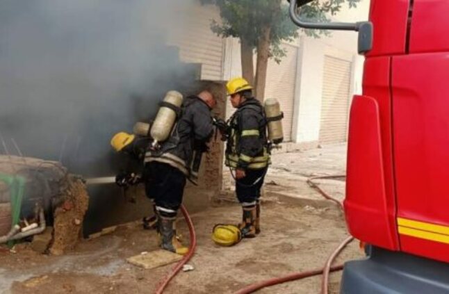 السيطرة على حريق اندلع داخل مخزن فى العمرانية.. صور - اليوم السابع