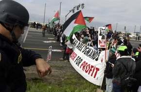 احتجاجات حاشدة فى أمريكا لدعم فلسطين والمتظاهرون يغلقون الطرق والجسور - اليوم السابع