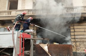 السيطرة على حريق داخل شقة سكنية بشارع أحمد فخرى شرق مدينة نصر