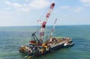 خدمات البترول البحرية تنهى أعمال سحب الخط البحرى بمشروع تنمية حقل غرب البرلس - اليوم السابع