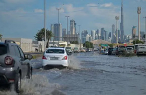 مشاهد مرعبة ترصد حالة الطقس في دبي اليوم (فيديو)
