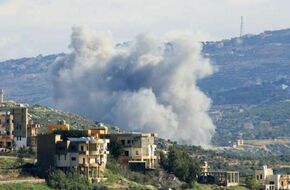 الاحتلال الإسرائيلي يشن غارات على أهداف تابعة لحزب الله في جنوب لبنان