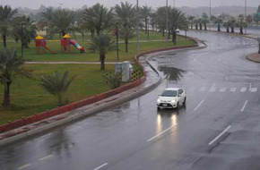 حالة الطقس في السعودية.. تفاوت كبير بدرجات الحرارة واستمرار تساقط الأمطار