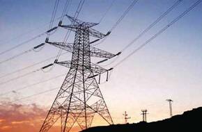 محافظ المنيا: الدولة تسعى للاعتماد على الطاقة المتجددة وترشيد استهلاك الكهرباء بالمباني الحكومية