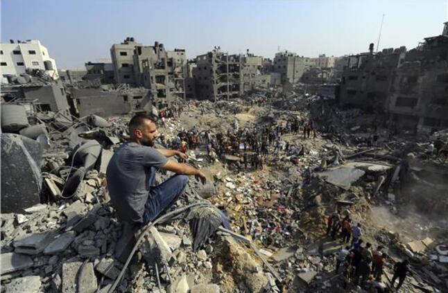 صحة غزة: ارتفاع عدد الشهداء لـ33970 شهيدًا منذ بدء الحرب 
