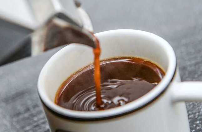 مكون سحري يمكن إضافته إلى «فنجان القهوة» لحرق الدهون في الجسم (تعرف عليه) | المصري اليوم