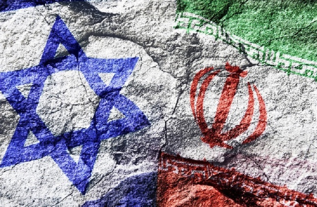 قنوات تلفزيونية تتحدث عن طبيعة دور الولايات المتحدة بالهجوم الإسرائيلي على إيران والمشاركة فيه