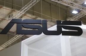 Asus تطلق حاسبا بمواصفات مميزة للمصممين ومحبي الألعاب (فيديو)