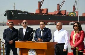 رئيس الوزراء: تعاقدنا مع شركات عالمية لتشغيل وإدارة ميناء دمياط