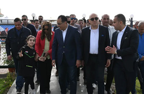 رئيس الوزراء يتفقد شاطئ «قادرون» لذوي الهمم بدمياط الجديدة | أهل مصر