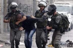 عاجل...اعتقال 30 فلسطينيا يرفع عدد المتعقلين منذ 7 أكتوبر لنحو 8340 | العاصمة نيوز