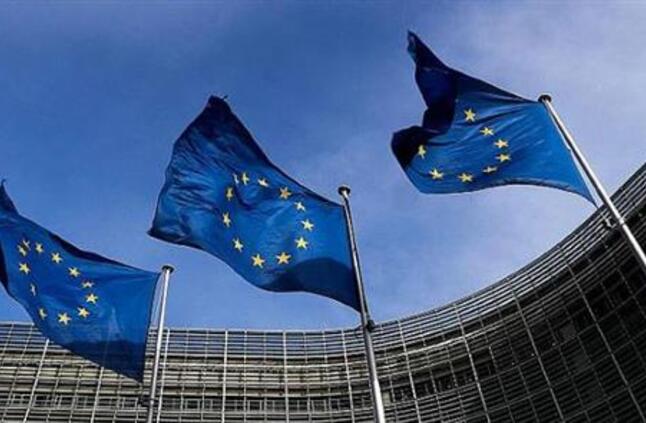 الاتحاد الأوروبي يبحث تعزيز الدفاعات الجوية الأوكرانية