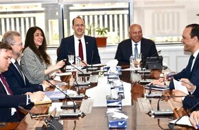 «الوزير» يبحث زيادة التعاون المشترك بين مصر و ليتوانيا بقطاعات النقل المختلفة 