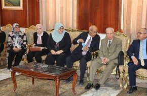 رئيس جامعة المنوفية يستقبل لجنة قطاع الإعلام بالمجلس الأعلى للجامعات