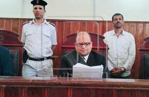 المشدد 10 سنوات لـ3 متهمين بالسرقة.. وتأجيل محاكمة 2 آخرين في المنيا | المصري اليوم