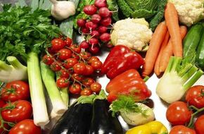 أسعار الخضروات والفاكهة في سوق الجملة بـ6 أكتوبر اليوم 24-4-2024