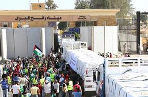 من أمام معبر رفح.. إكسترا نيوز ترصد استمرار دخول المساعدات لقطاع غزة