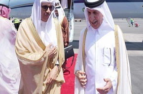 وزير الخارجية البحريني يصل الدوحة في زيارة رسمية لقطر