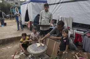 تحذير من انتشار الأوبئة بمخيمات النزوح في غزة جراء موجات الحر