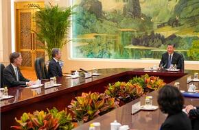 الرئيس الصيني يلتقي وزير الخارجية الأميركي