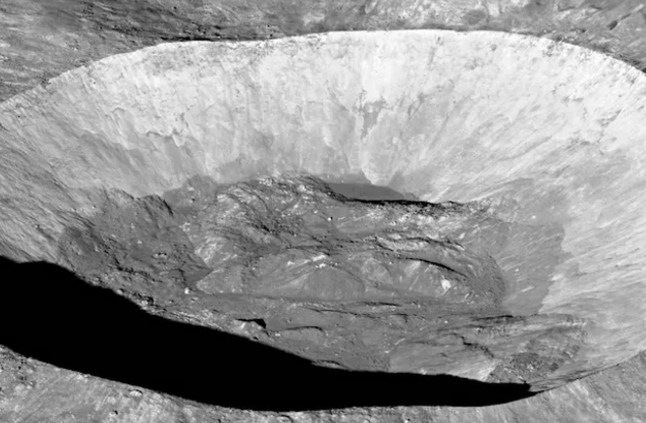 علماء يرصدون موقع ولادة «قمر الأرض الثاني» - المصري لايت