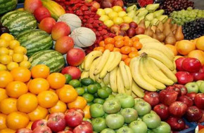 نوع من الفاكهة تناوله على معدة فارغة يعزز صحتك.. «كنز صحي»