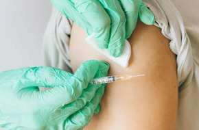«الصحة» تحدد 3 تطعيمات مهمة للوقاية من الأمراض الصدرية.. اعرف التفاصيل