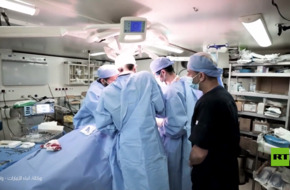 أطباء المستشفى الميداني الإماراتي في غزة يستأصلون ورما وزنه 5 كغ