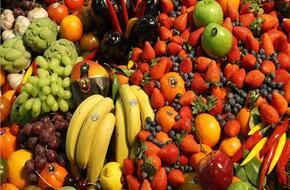 استقرار أسعار الفاكهة بسوق العبور اليوم 28 أبريل