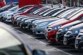 شعبة تجار السيارات: الأسعار انخفضت بنسبة 10%.. وطرح موديلات 2025 في يوليو