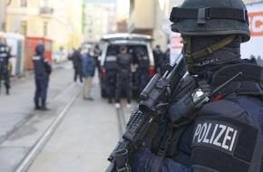 الشرطة النمساوية تكتشف مزرعة كبيرة للقنب في شقة بالعاصمة فيينا