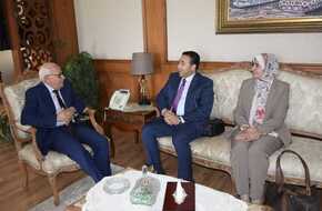 محافظ بورسعيد يستقبل نائب رئيس الجهاز القومي لتنظيم الاتصالات والوفد المرافق لبحث سبل التعاون  | المصري اليوم